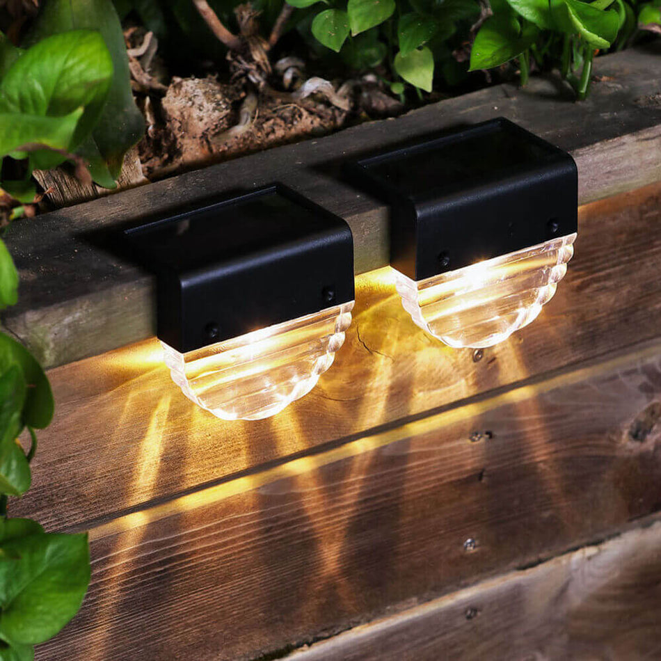 Solarna LED zidna svjetiljka 109 RGB, 2 komada