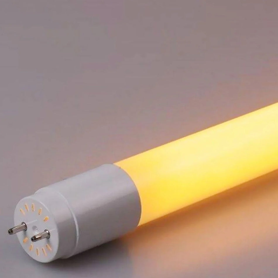 led cijev u boji žuta 120 cm duljine - prikaz kako svjetli žutom bojom