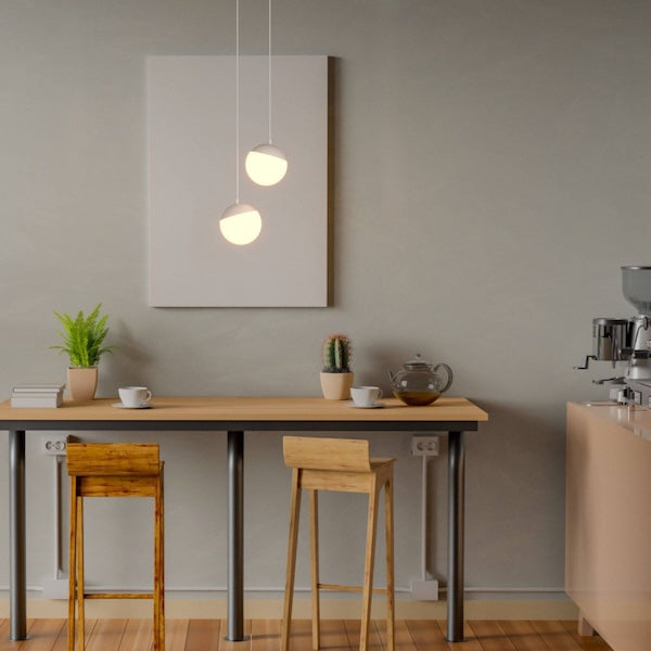 magnetna tračna rasvjeta kuglasta viseća bijela iznad stola