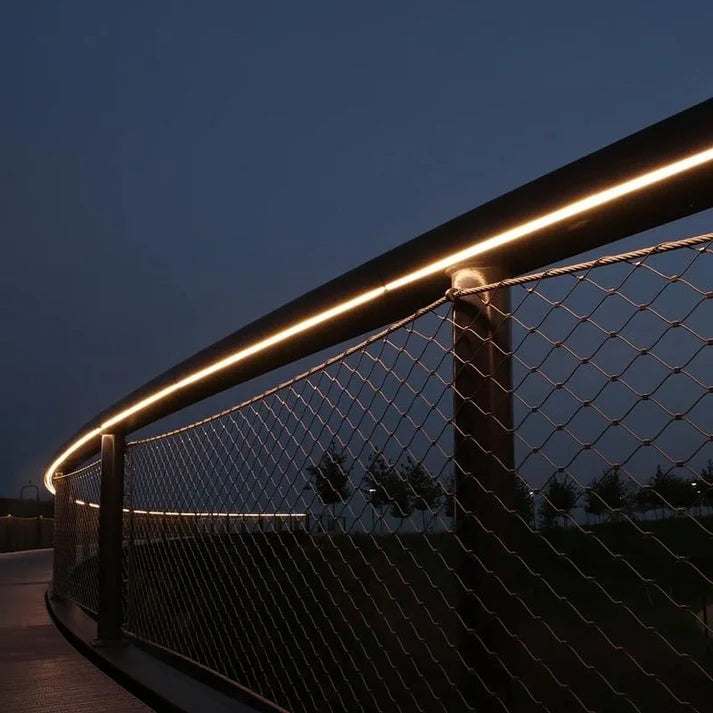 led neon flex rasvjeta - prikaz kako svjelti na mostu