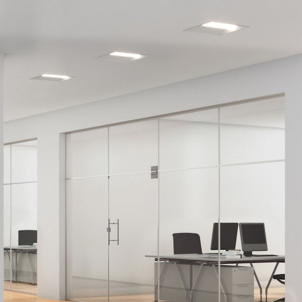 led panel 600x600 40w u poslovnom prostoru