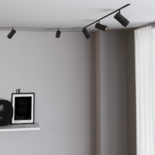 led spot crne boje sa zoom opcijom za magnetnu rasvjetu - slikano u sobi