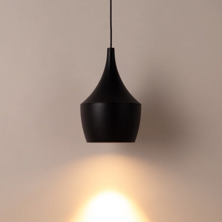 led visilica za magnetnu tračnu rasvjetu crne boje prikaz kako svjetli