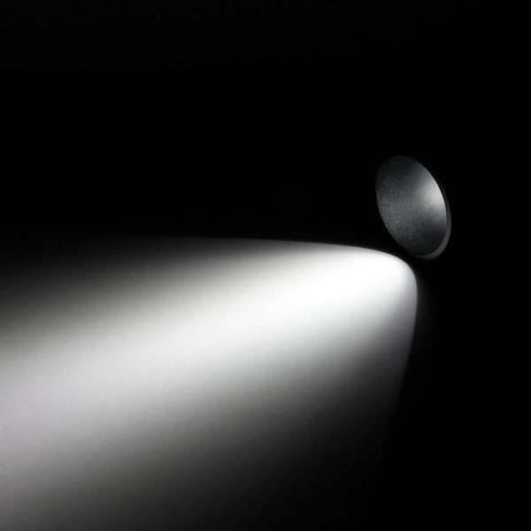 Magnetna tračna visilica crne boje -mogućnost dimanja - prikaz kako svjetli